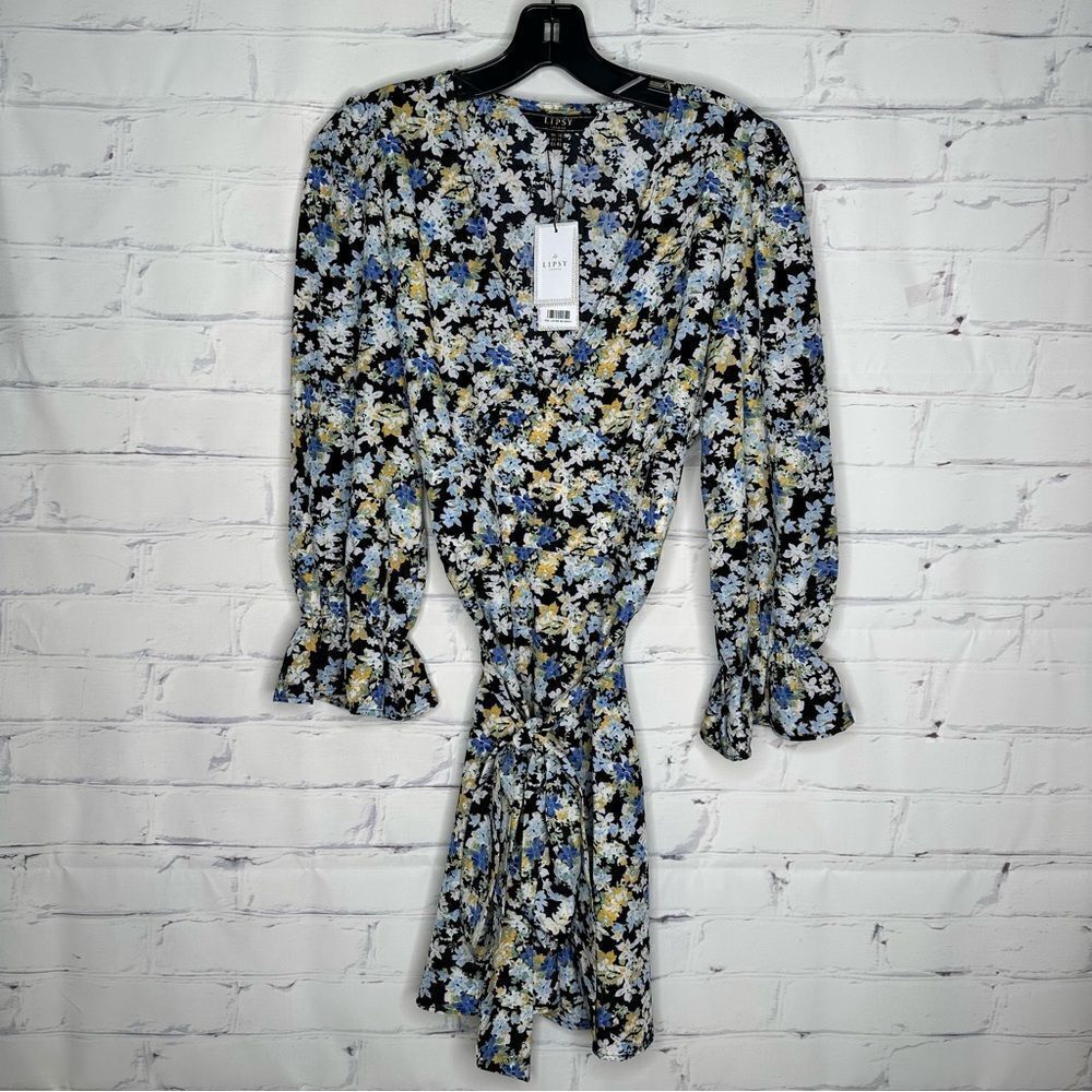 Lipsy London size 10 dress - brand new with tags!‎